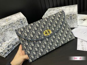  Dior 30 Montaigne Avenue Flap Clutch