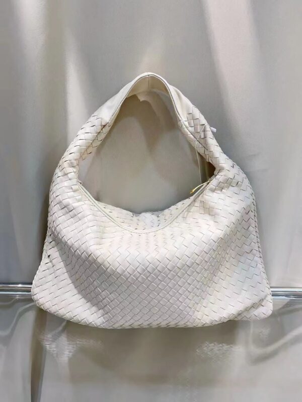 Bottega Veneta Intrecciato Large Veneta Hobo Bag