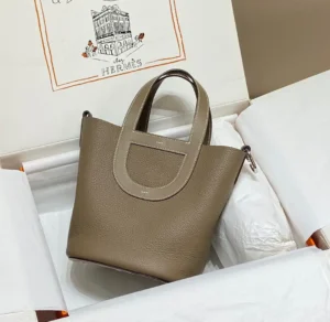 Hermès In-The-Loop 18 Bag