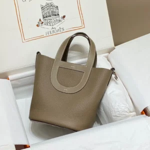 Hermès In-The-Loop 18 Bag